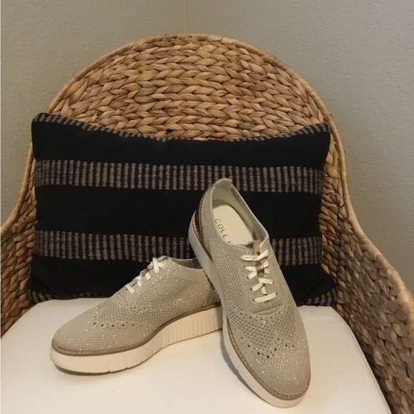 Cole Haan Ivory & Gold Sneakers Wm Sz 6.5M - Picture 1 of 8